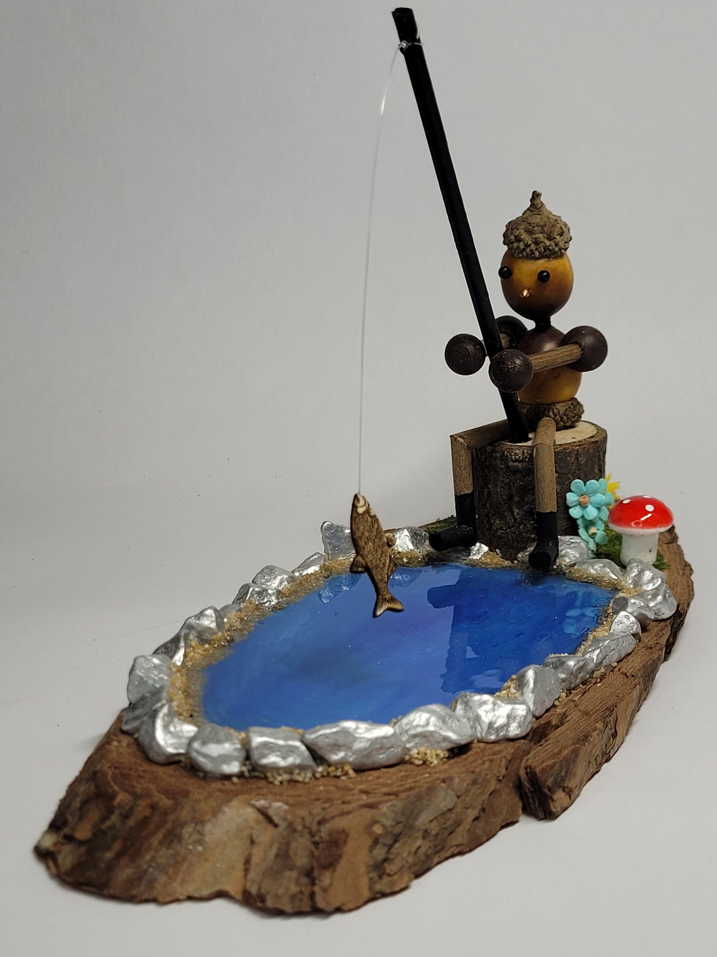 Acorn Fisherman