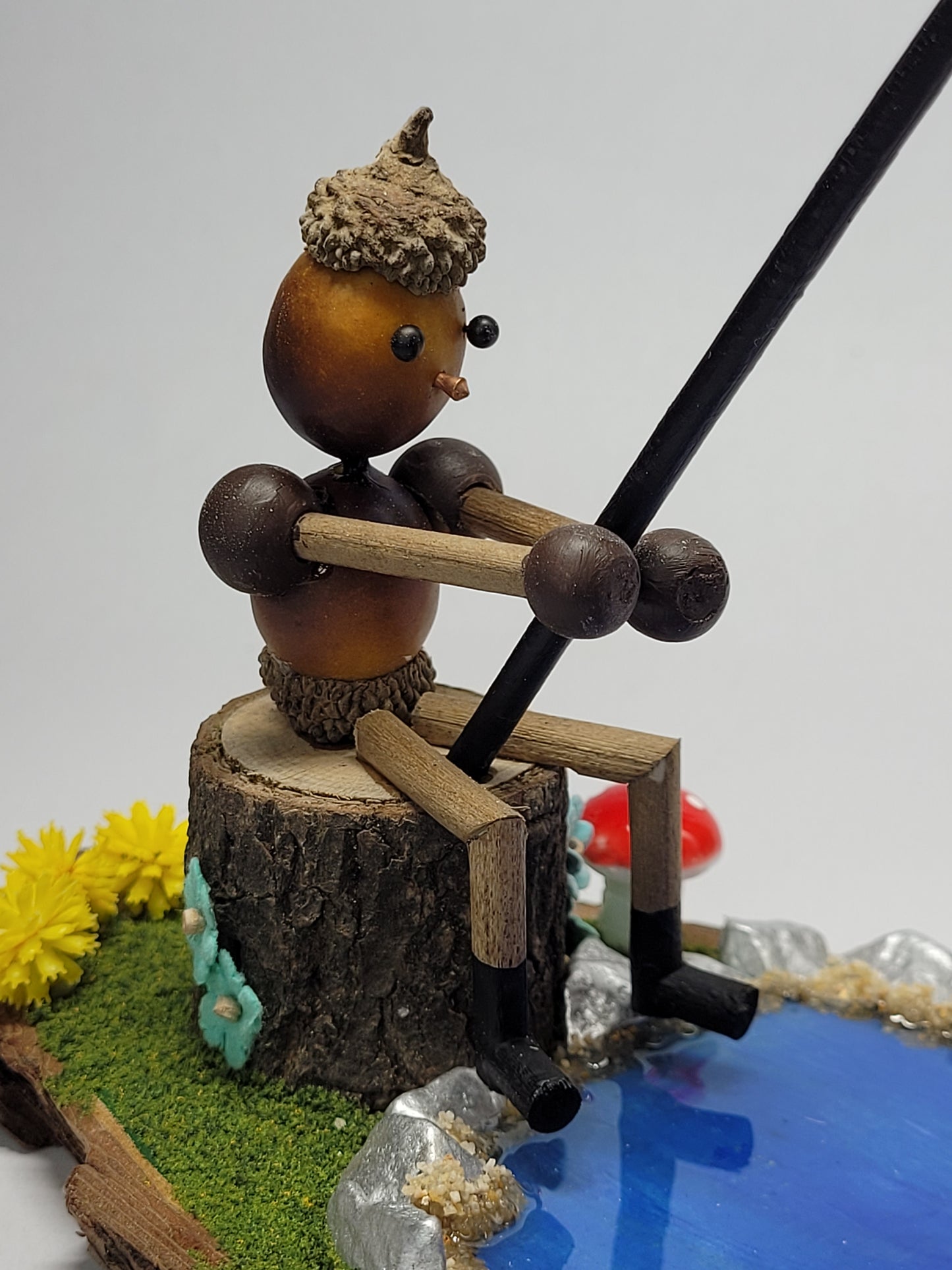 Acorn Fisherman