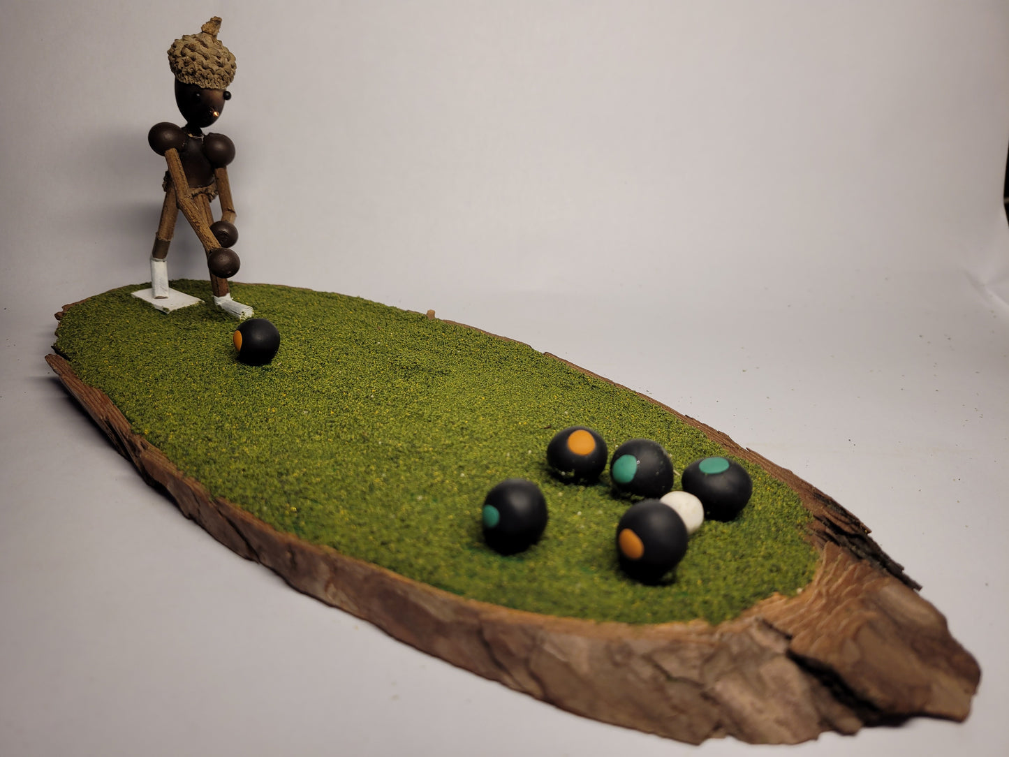 Acorn Bowler