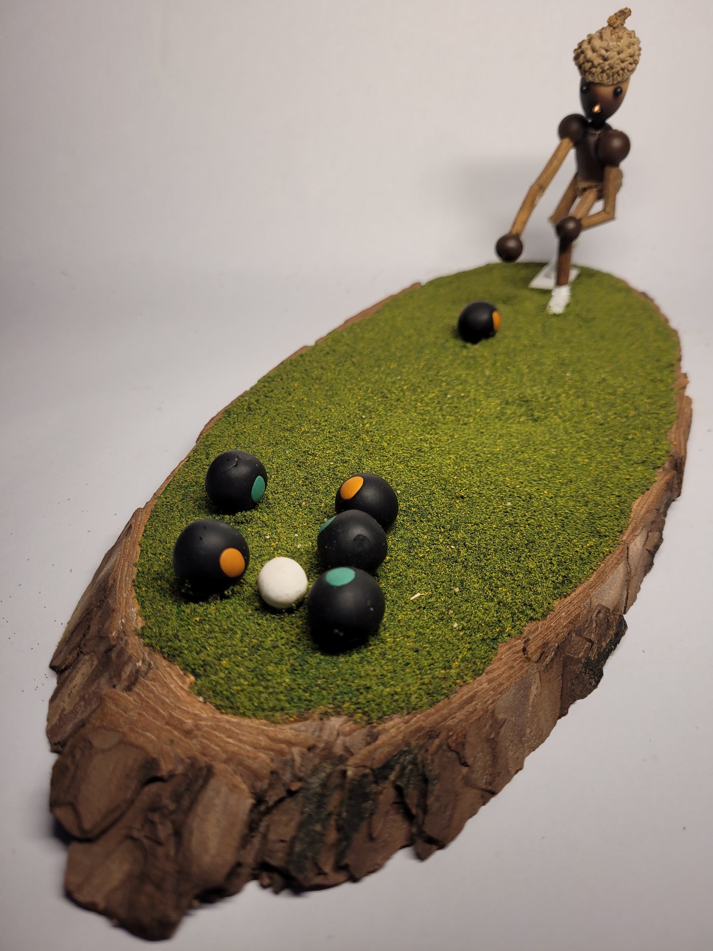 Acorn Bowler